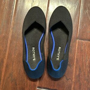 Black Rothy flats